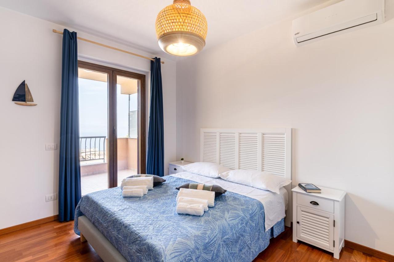 Calipso Big Apt With Sea View, Parking & Pool Taormina Exterior foto
